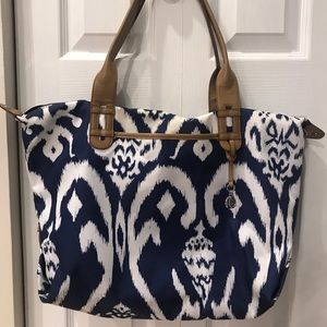 Big zip top purse